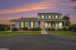 1409 Ridge Rd, Elizabethtown, PA 17022 - Photo 1