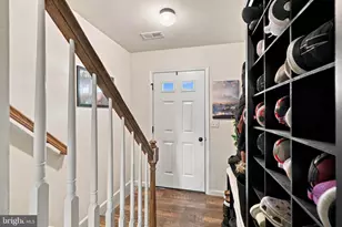 111 Meadowbrook Ln, New Providence, PA 17560 - Photo 6