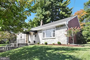 1321 Maple Ave, Lancaster, PA 17603 - Photo 1