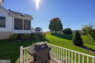 576 Allegiance Dr, Lititz, PA 17543 - Photo 12