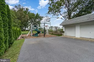 36 E Cottage Ave, Millersville, PA 17551 - Photo 6