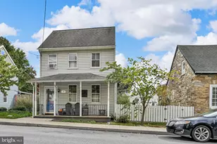 23 E High St, Maytown, PA 17550 - Photo 4