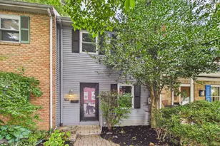 623 E Walnut St, Lancaster, PA 17602 - Photo 1