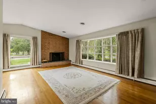 1230 Country Club Dr, Lancaster, PA 17601 - Photo 6