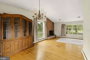 1230 Country Club Dr, Lancaster, PA 17601 - Photo 10