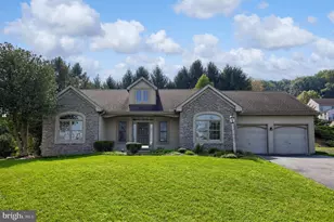 2928 Bowman Rd, Lancaster, PA 17601 - Photo 2