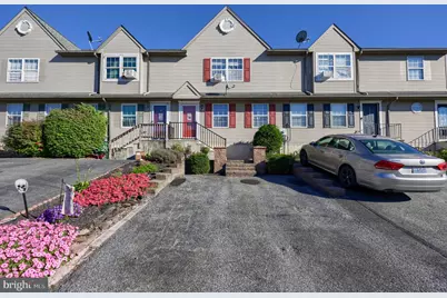 228 Quaking Aspen Lane, Marietta, PA 17547 - Photo 2