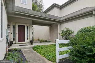 1089 Stillwood Cir, Lititz, PA 17543 - Photo 4
