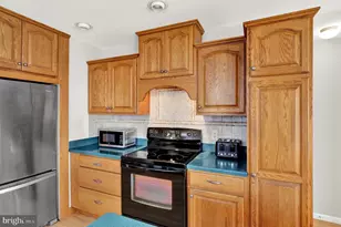 616 Chatham Way, Lititz, PA 17543 - Photo 10
