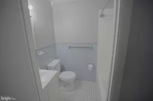 342 E New St, Lancaster, PA 17602 - Photo 6