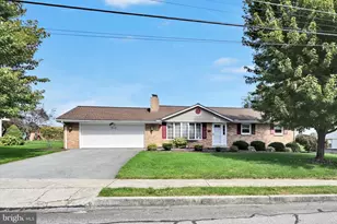 313 Parkview Dr, Manheim, PA 17545 - Photo 4