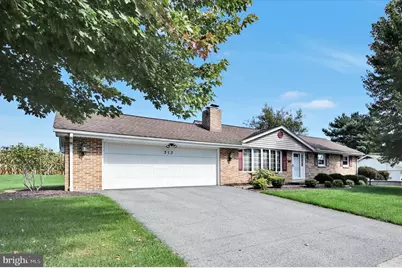 313 Parkview Drive, Manheim, PA 17545 - Photo 2
