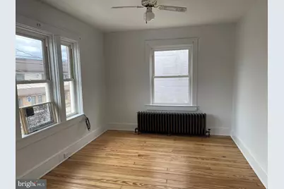 32 E State Street #B, Quarryville, PA 17566 - Photo 2