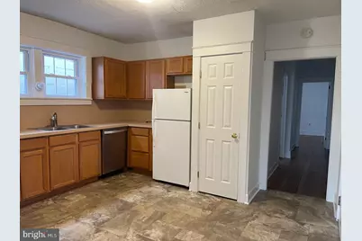 32 E State Street #B, Quarryville, PA 17566 - Photo 1
