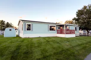 201 Silverwind Ct N, Lancaster, PA 17603 - Photo 2