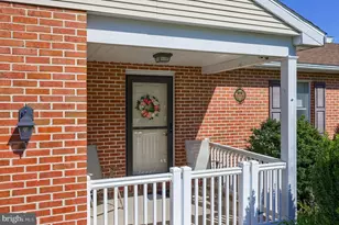 811 S Cedar St, Lititz, PA 17543 - Photo 28