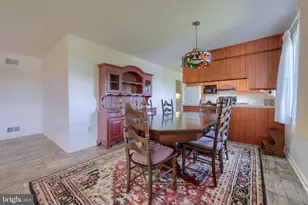 811 S Cedar St, Lititz, PA 17543 - Photo 6