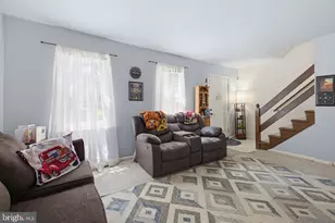 691 Topaz Dr, Lancaster, PA 17603 - Photo 4