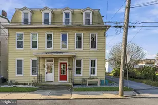 54 W Donegal St, Mount Joy, PA 17552 - Photo 1
