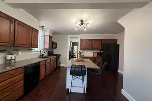 324 S Market Ave, Mount Joy, PA 17552 - Photo 6
