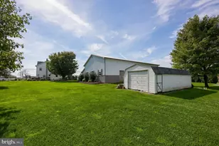 1091 W Main St, New Holland, PA 17557 - Photo 56