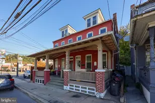 445 3rd St, Columbia, PA 17512 - Photo 4