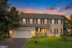 85 Village Spring Ln, Reinholds, PA 17569 - Photo 2