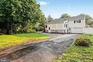 626 S Locust St, Elizabethtown, PA 17022 - Photo 6