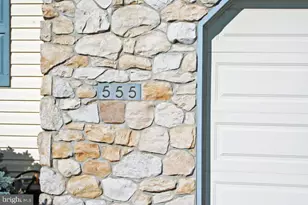 555 Blossom Trl Trail, Mount Joy, PA 17552 - Photo 6