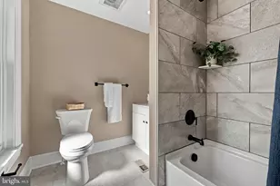 122 N 8th St, Columbia, PA 17512 - Photo 24