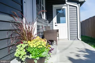 835 Conestoga Ave, Manheim, PA 17545 - Photo 6