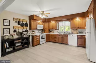 137 Ewell Rd, East Earl, PA 17519 - Photo 10