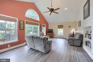 3681 Elizabethtown Rd, Manheim, PA 17545 - Photo 12