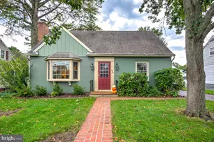 627 W High St, Manheim, PA 17545 - Photo 2