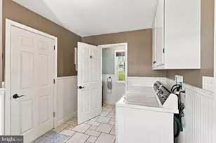 227 W Huyard Rd, New Holland, PA 17557 - Photo 22