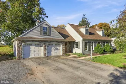 227 W Huyard Road, New Holland, PA 17557 - Photo 2