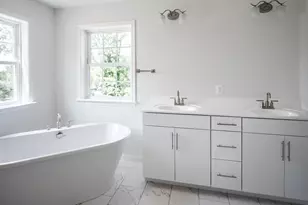 8001 American, Breinigsville, PA 18031 - Photo 10