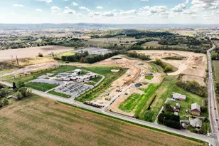 8000 American, Breinigsville, PA 18031 - Photo 36