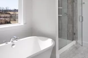 8000 American, Breinigsville, PA 18031 - Photo 38