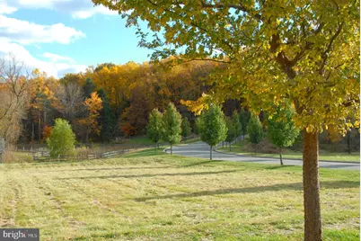 2209 S Melrose Lane, Bethlehem, PA 18015 - Photo 6