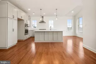 4276 Stonebridge, Bethlehem, PA 18015 - Photo 8