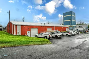 610 Front St, Catasauqua, PA 18032 - Photo 1