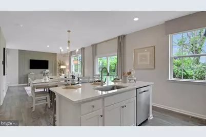 2041 Gregory Drive, Allentown, PA 18103 - Photo 8