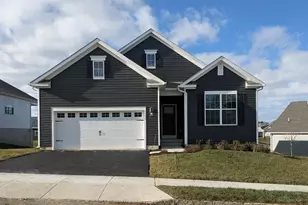 1553 Dresden Dr, Breinigsville, PA 18031 - Photo 1