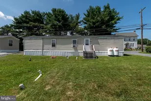 4403 Wolfs Crossing Rd, Orefield, PA 18069 - Photo 16