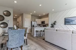 1253 Susan Cir, Breinigsville, PA 18031 - Photo 8