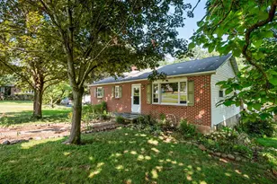 2349 Edna Ave, Coopersburg, PA 18036 - Photo 2