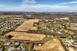 5600 Majestic View Dr, Schnecksville, PA 18078 - Photo 52