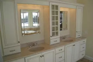 6408 Dekrane Dr, Coopersburg, PA 18036 - Photo 2