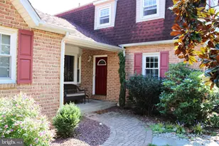 1385 Brookside Rd, Allentown, PA 18106 - Photo 2